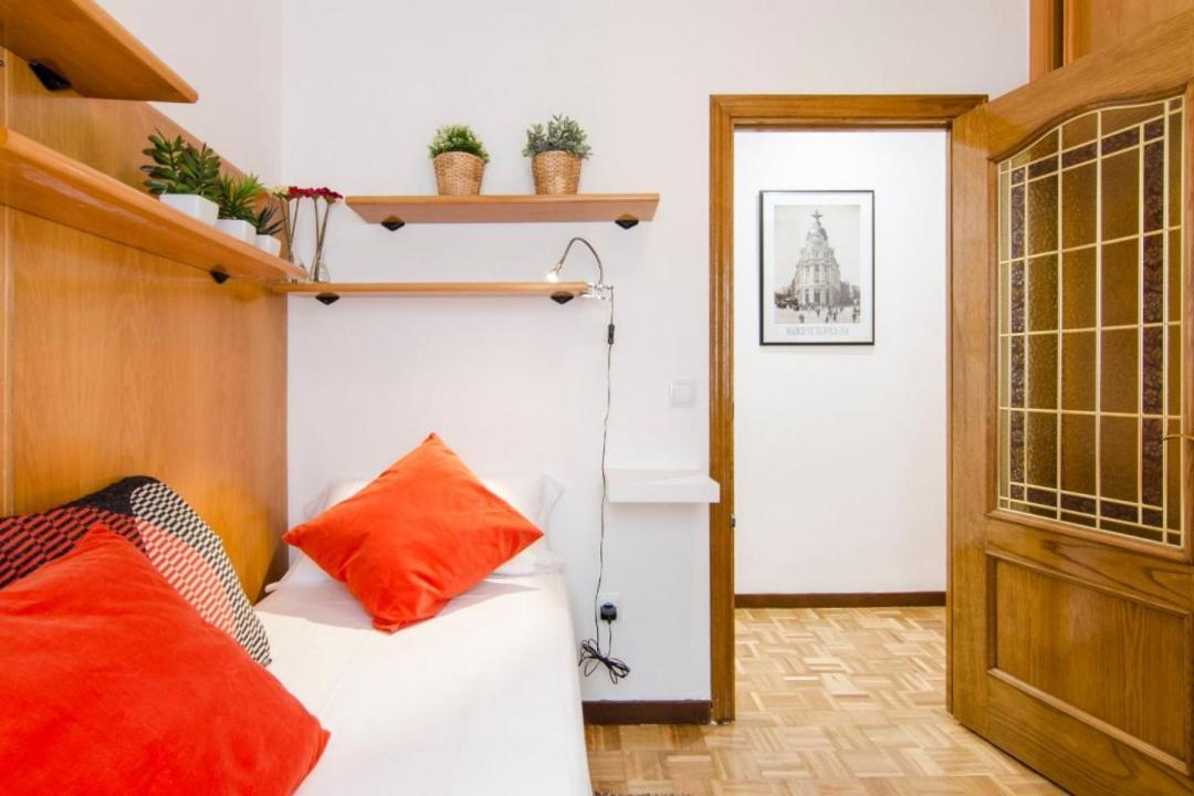 Huertas, 58 Apartment มาดริด ภายนอก รูปภาพ